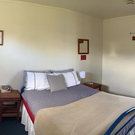Tongariro River Retreat 图朗伊 外观 照片
