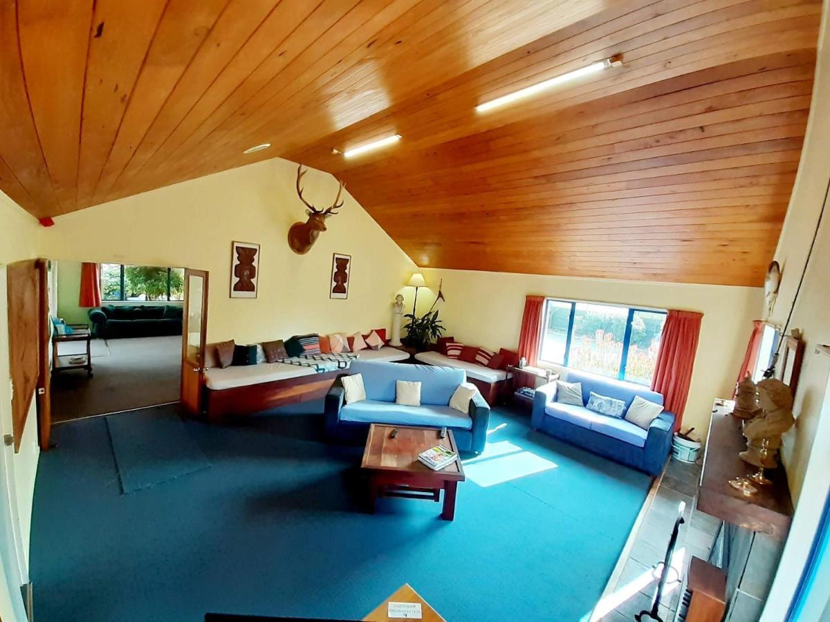 Tongariro River Retreat 图朗伊 外观 照片