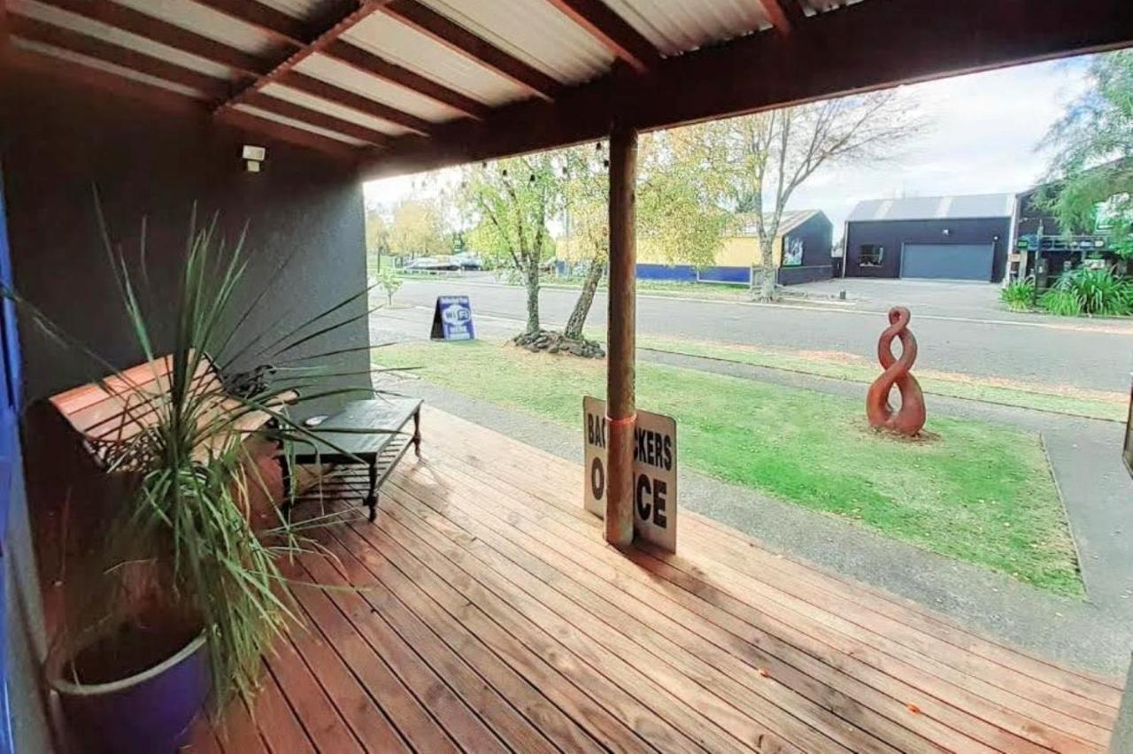 Tongariro River Retreat 图朗伊 外观 照片