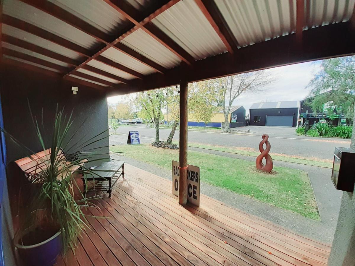 Tongariro River Retreat 图朗伊 外观 照片