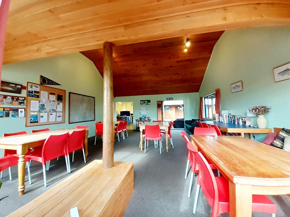Tongariro River Retreat 图朗伊 外观 照片