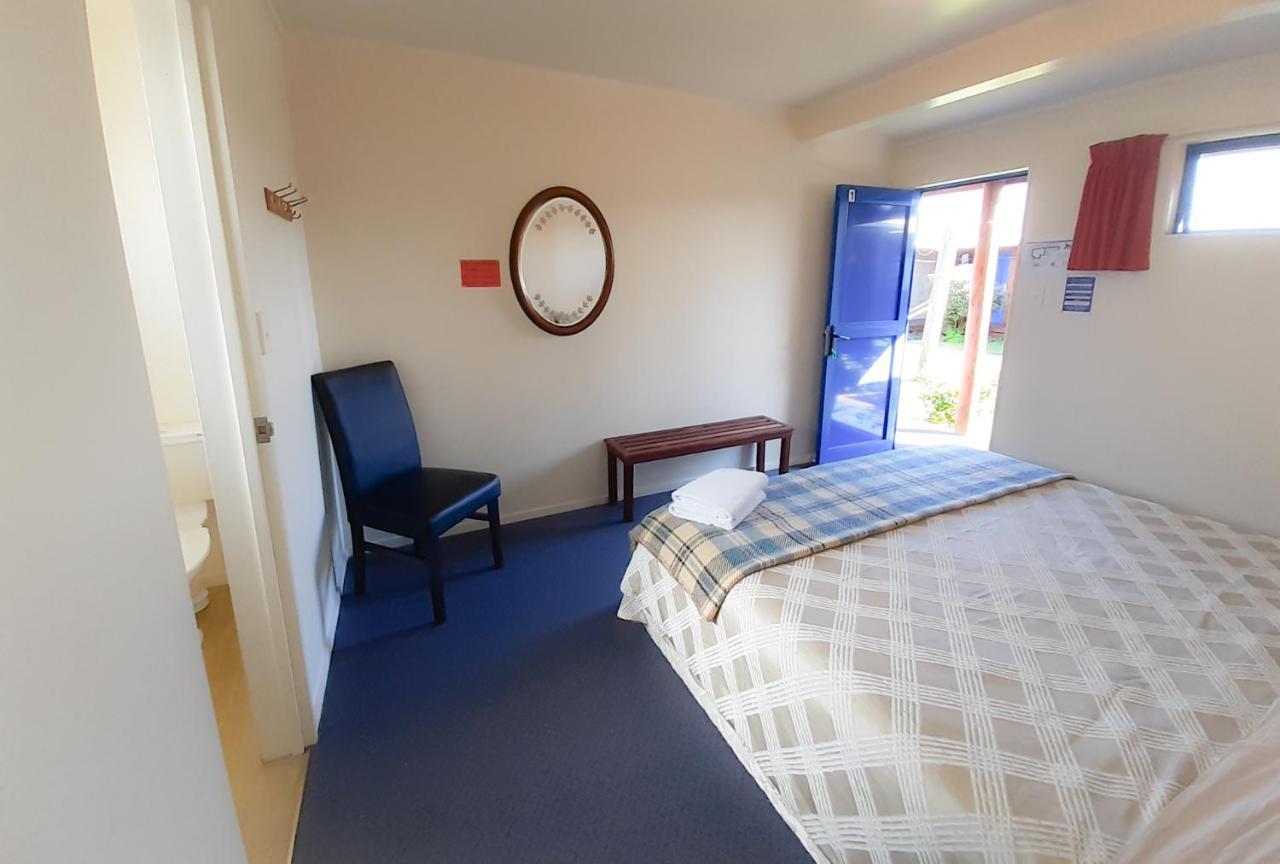 Tongariro River Retreat 图朗伊 外观 照片
